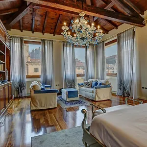Relais Ponte Pietra Bed & Breakfast